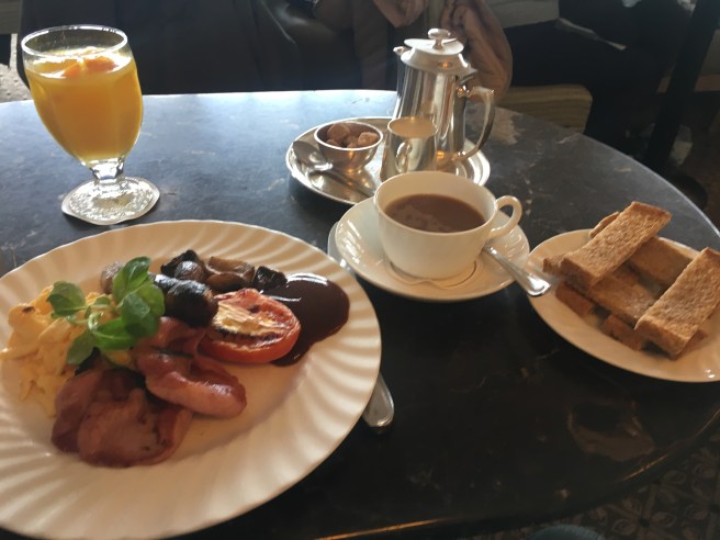 A6B1A41F-0837-47E8-833D-1E7AEE294200