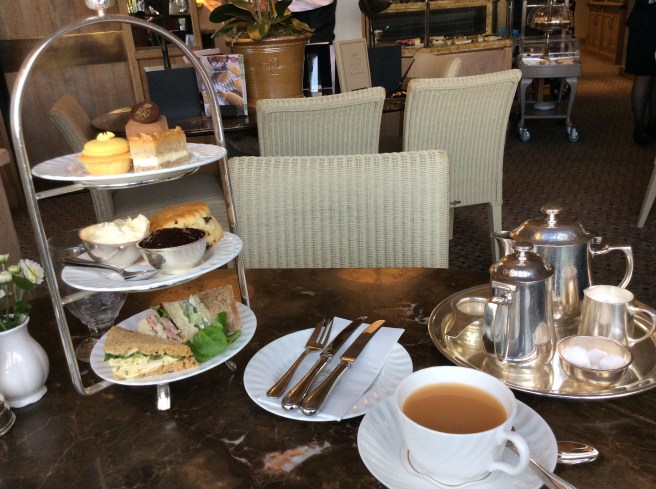 C4005EEF-AA27-494F-B39E-5F7F3B7154D8