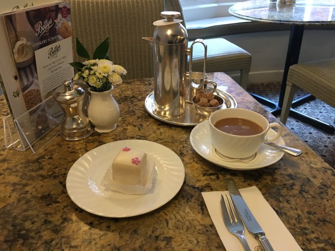 346B7660-8770-473A-B9BB-FB0A47EADB3D